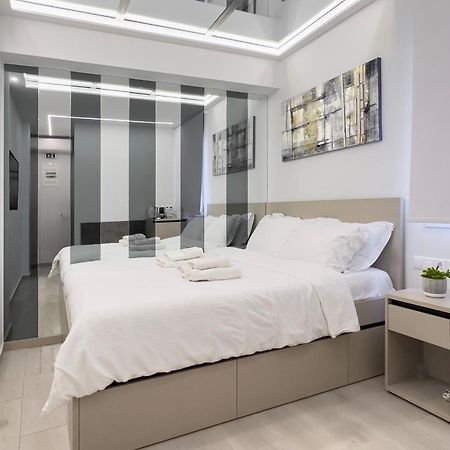 شقة Stylish Living - Iro أثينا المظهر الخارجي الصورة